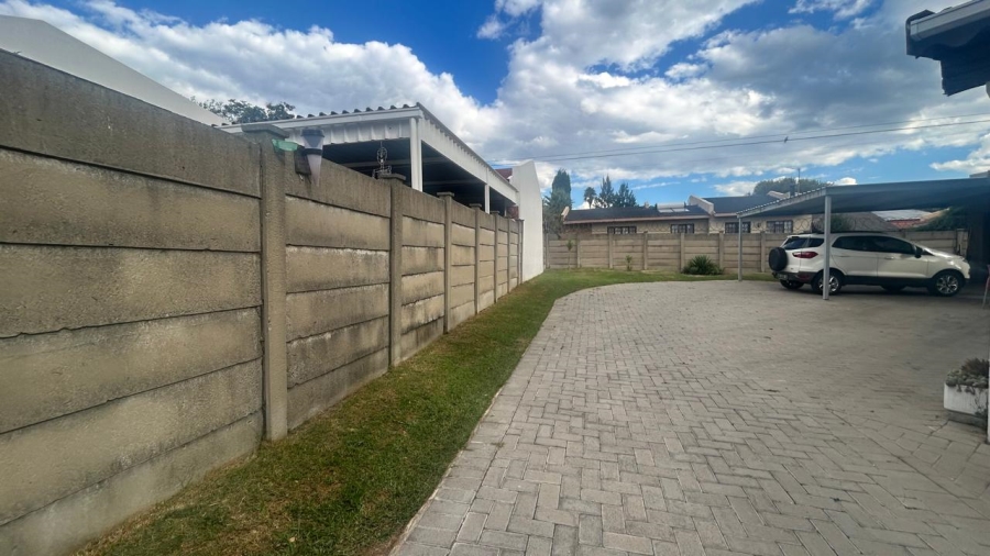 3 Bedroom Property for Sale in Sasolburg Ext 11 Free State